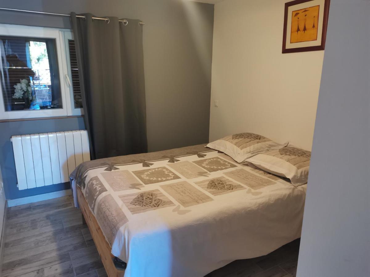 Le Pommiers Apartment ภายนอก รูปภาพ